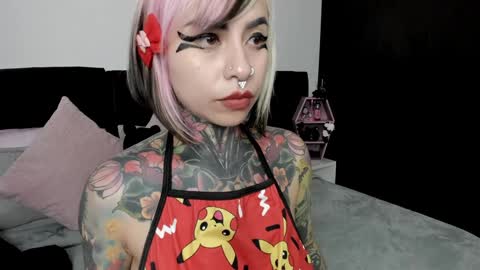 Nikki Ramone   online show from 29, 1, 2025