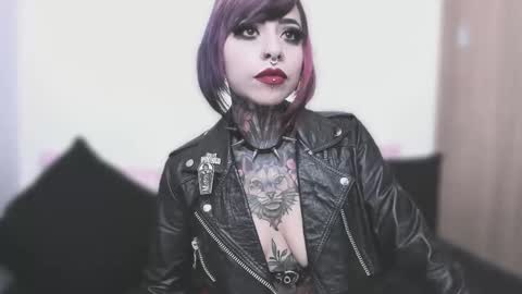 Nikki Ramone   online show from 13, 9, 2025