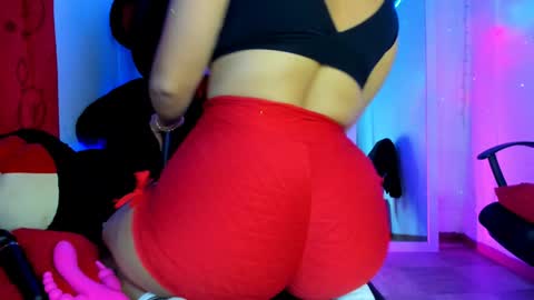 Snapshot of nikky_evans_ chatting on 28, 1, 2025 online show from 28, 1, 2025