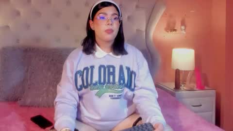 Y E S I online show from 24, 4, 2026