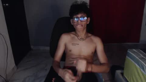 niklaus_wolf online show from 3, 10, 2025