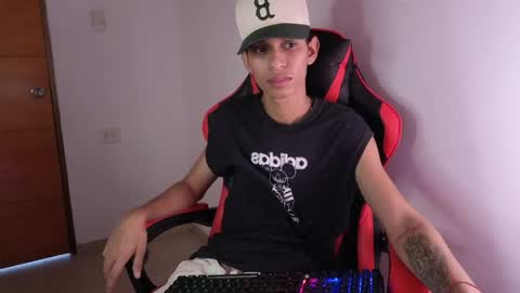 niklaus_wolf online show from 24, 4, 2026