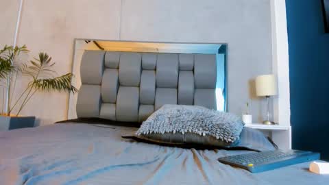 Niko Kael online show from 4, 3, 2026