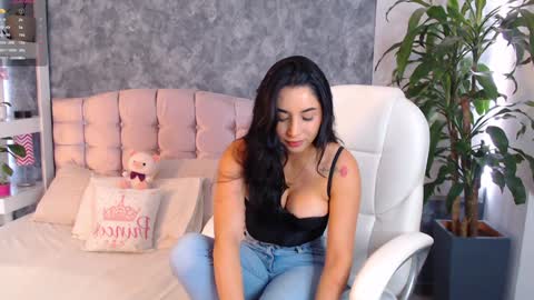 Niko Robin online show from 8, 2, 2025