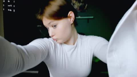 Snapshot of nikol_kitt chatting on 11, 1, 2025 Little Niko Help me reach my goals online show from 11, 1, 2025