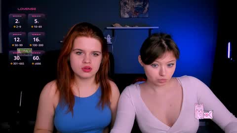 Snapshot of nikol_kitt chatting on 1, 2, 2025 Little Niko Help me reach my goals online show from 1, 2, 2025