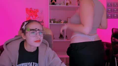 Snapshot of nikol_kitt chatting on 13, 9, 2025 Little Niko Help me reach my goals online show from 13, 9, 2025