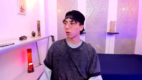    online show from 23, 12, 2025