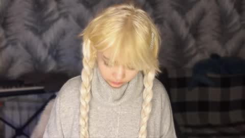 nikoli_naw online show from 5, 5, 2026