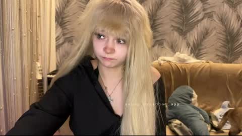 nikoli_naw online show from 8, 6, 2026