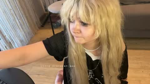 nikoli_naw online show from 14, 7, 2026
