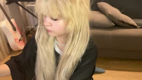 nikoli_naw online show from 17, 7, 2026