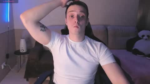 Nikolos online show from 4, 2, 2025