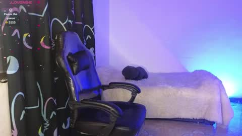 nikolwalter online show from 4, 7, 2026