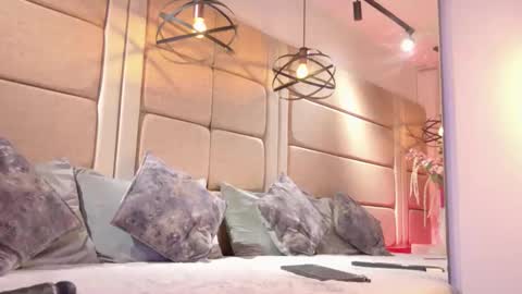 Niko Stone online show from 25, 4, 2026