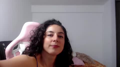 Snapshot of niky_blue chatting on 21, 12, 2024 niky_blue online show from 21, 12, 2024