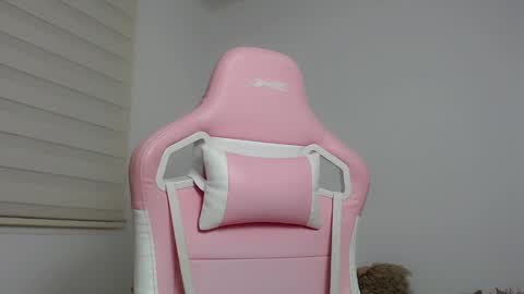 Snapshot of niky_blue chatting on 7, 3, 2025 niky_blue online show from 7, 3, 2025