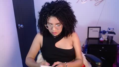 Nicole    GTM-5 1100 pm - 700 am online show from 27, 1, 2025