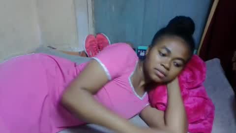 nilah online show from 27, 4, 2026