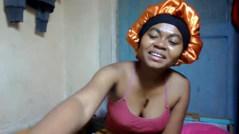 nilah online show from 25, 7, 2026