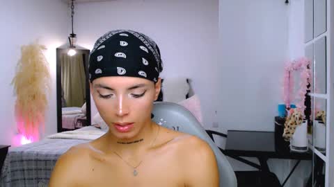 Snapshot of nilam217 chatting on 14, 2, 2025 Nilam online show from 14, 2, 2025