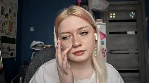 Isabella online show from 13, 3, 2026