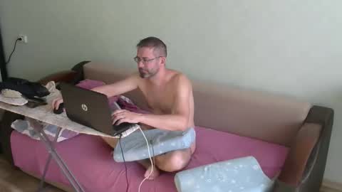 Snapshot of nilko80 chatting on 4, 6, 2026 nilko80 online show from 4, 6, 2026