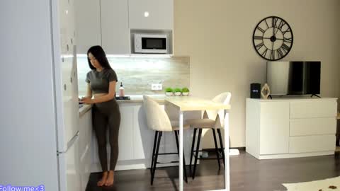 Bella online show from 30, 12, 2024