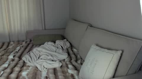 Bella online show from 15, 4, 2026