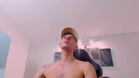 Snapshot of nils_saint chatting on 11, 3, 2025 Nils online show from 11, 3, 2025