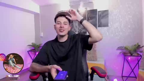 Snapshot of nils_saint chatting on 17, 9, 2025 Nils online show from 17, 9, 2025