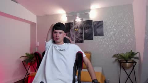 Snapshot of nils_saint chatting on 21, 9, 2025 Nils online show from 21, 9, 2025