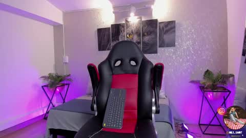 Snapshot of nils_saint chatting on 14, 10, 2025 Nils online show from 14, 10, 2025