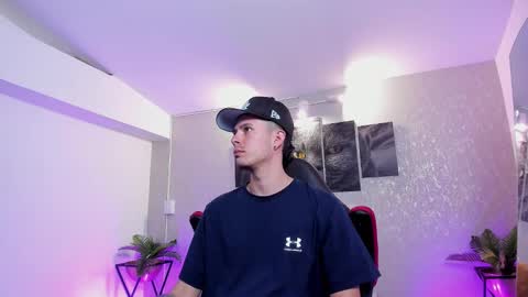 Snapshot of nils_saint chatting on 18, 10, 2025 Nils online show from 18, 10, 2025