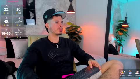 Snapshot of nils_saint chatting on 1, 12, 2025 Nils online show from 1, 12, 2025