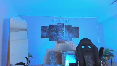 Snapshot of nils_saint chatting on 28, 2, 2026 Nils online show from 28, 2, 2026