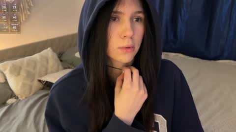 Snapshot of nimfaheart chatting on 4, 2, 2025 Jennet online show from 4, 2, 2025