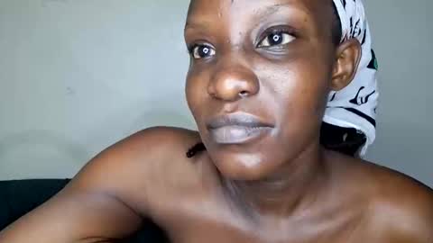 nina_bambi online show from 21, 4, 2026