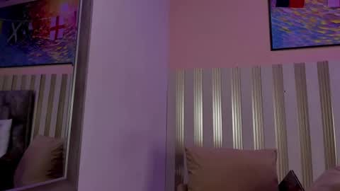 nina_glow_ online show from 21, 6, 2026