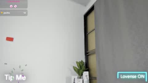 nina_keller_ online show from 18, 12, 2025