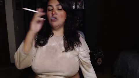 Nina Moon online show from 4, 7, 2026