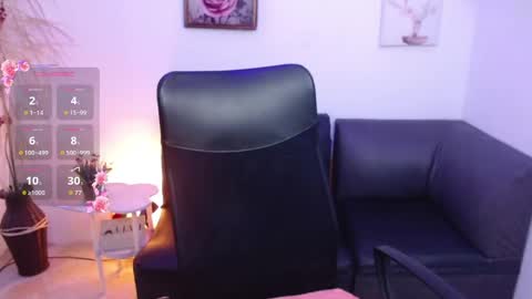 Snapshot of nina_petitte chatting on 10, 5, 2026 nina_petitte online show from 10, 5, 2026