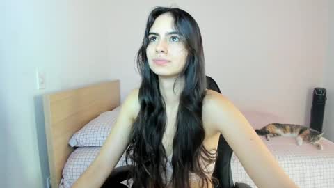  Nina  online show from 26, 4, 2026