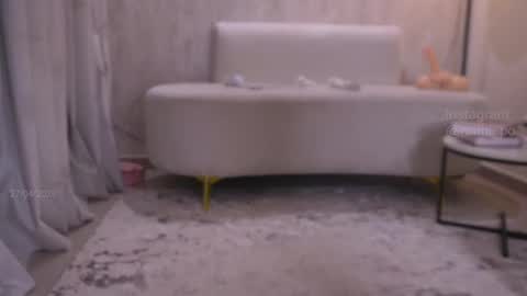 Snapshot of nina_ponse chatting on 28, 4, 2026 Natalia FOLLOW ME ---- nathy po online show from 28, 4, 2026