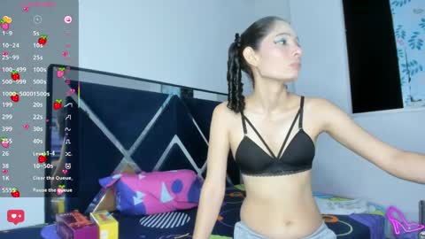 Snapshot of nina_vergara chatting on 2, 5, 2026 nina_vergara online show from 2, 5, 2026