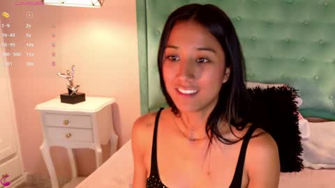 NINA BRAVU online show from 18, 4, 2026