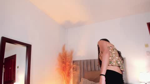 Snapshot of ninacavallli chatting on 21, 12, 2024 Nina online show from 21, 12, 2024