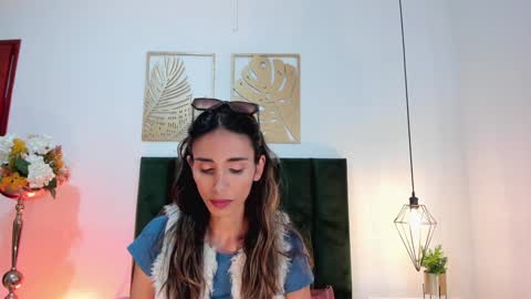 Snapshot of ninacavallli chatting on 31, 12, 2024 Nina online show from 31, 12, 2024