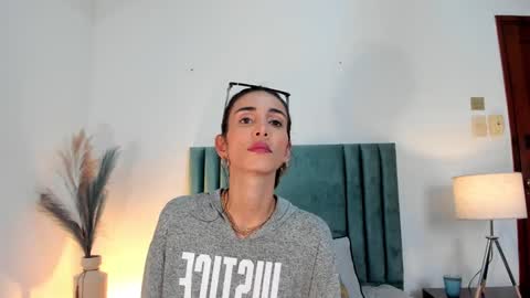 Snapshot of ninacavallli chatting on 7, 2, 2025 Nina online show from 7, 2, 2025