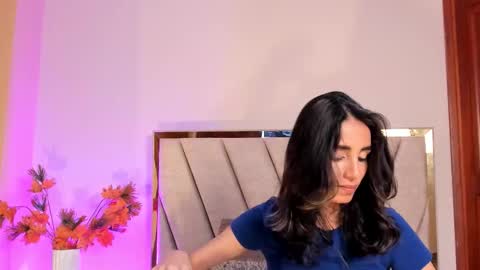 Snapshot of ninacavallli chatting on 3, 11, 2025 Nina online show from 3, 11, 2025